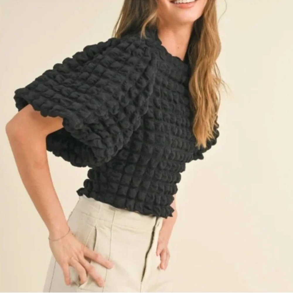 NWT: Anthropologie Chunky Knit Black Short-Sleeve Sweater Top
